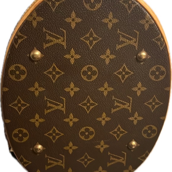 Authentic Large Bucket Shoulder Bag Louis Vuitton. - Picture 5 of 11